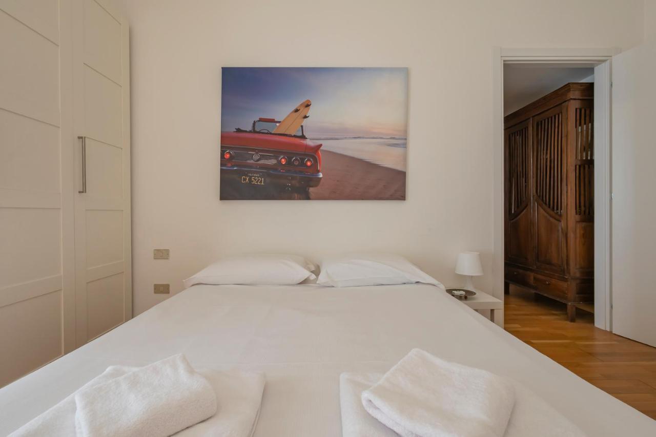 Luxury Flat Between Navigli And Duomo - Sambuco Milão Exterior foto