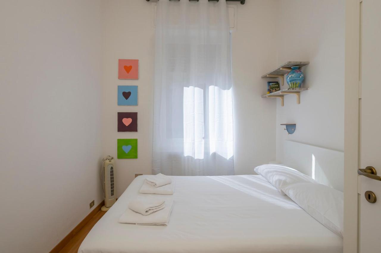 Luxury Flat Between Navigli And Duomo - Sambuco Milão Exterior foto