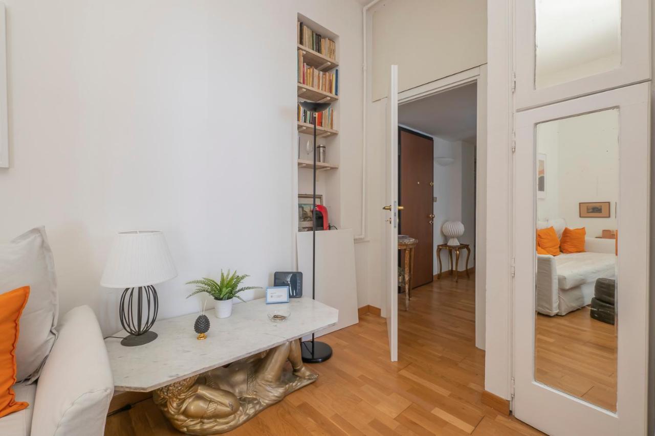 Luxury Flat Between Navigli And Duomo - Sambuco Milão Exterior foto