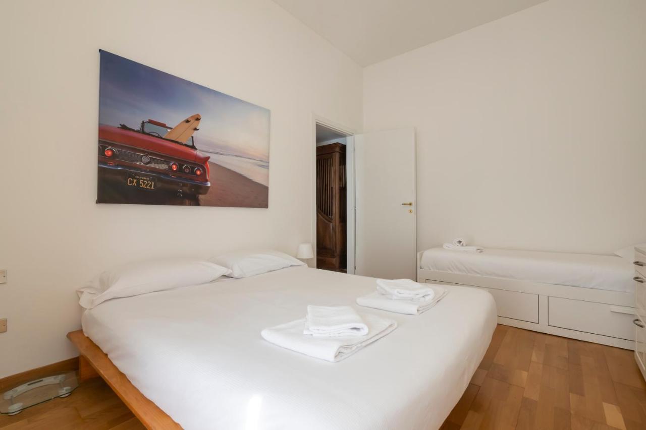 Luxury Flat Between Navigli And Duomo - Sambuco Milão Exterior foto
